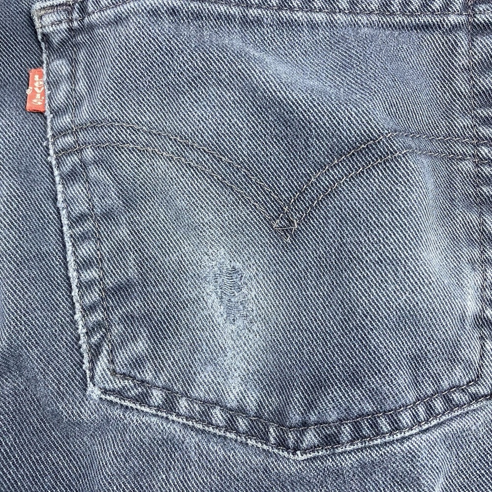 Levis 551 Straight Leg Jeans Mens 32x30 Black Denim‎ Button Fly Mid Rise - Picture 14 of 15